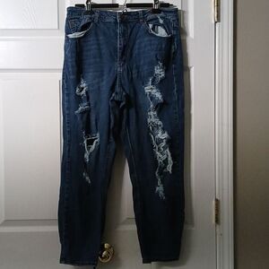 Gogo distressed curvy mom jeans   Sz 11 Juniors EUC